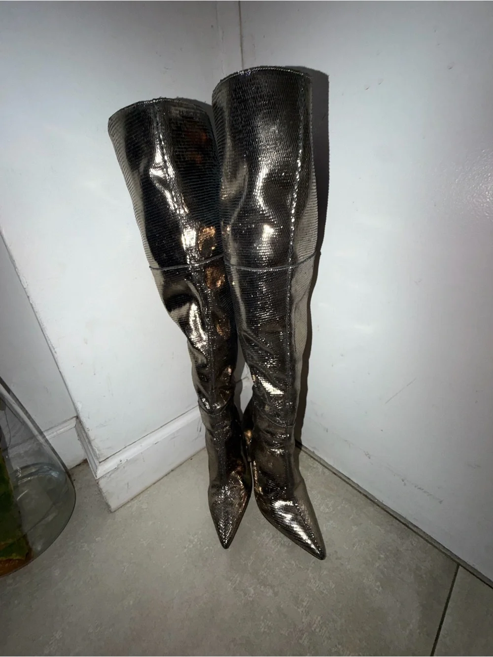 Vince Camuto shiny metallic